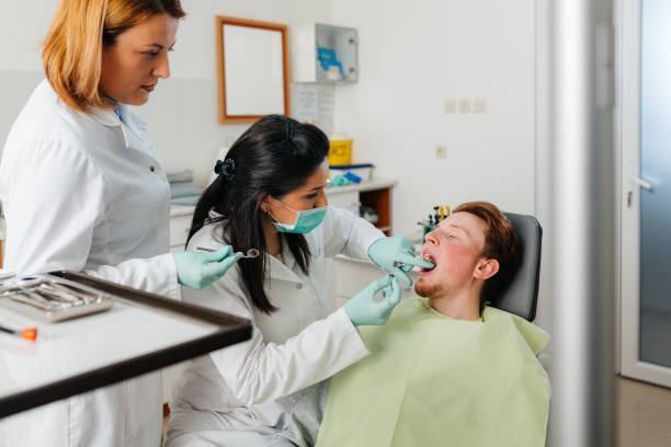 Best Broken or Chipped Tooth Repair in Pensacola Station, FL